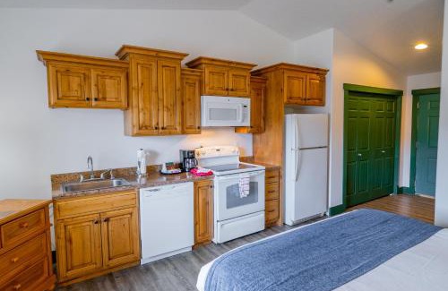 Victor Hotel | Teton Valley Motel