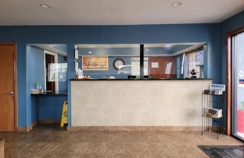Raymondville Hotel | Texas Inn and Suites Raymondville