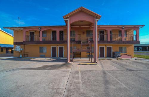 San Benito Hotel | Texas Inn San Benito near Harlingen