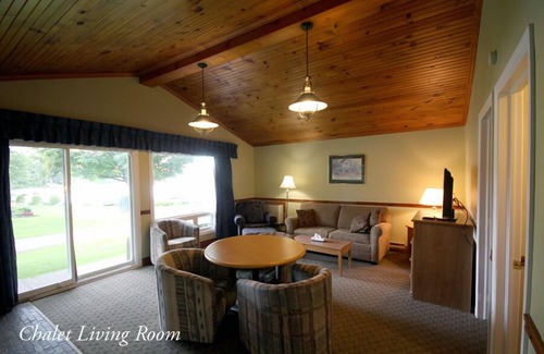 Lansdowne Hotel | The Glen House Resort
