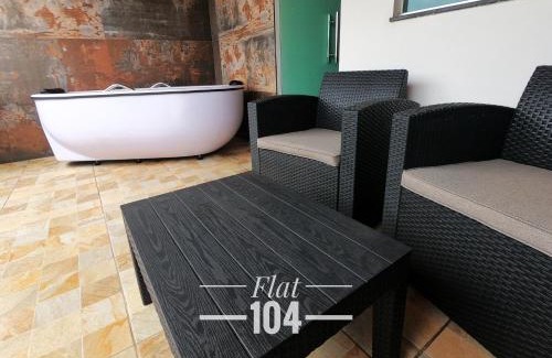 Maria Eugenia Apartment | TH Flats com Banheira de Hidromassagem