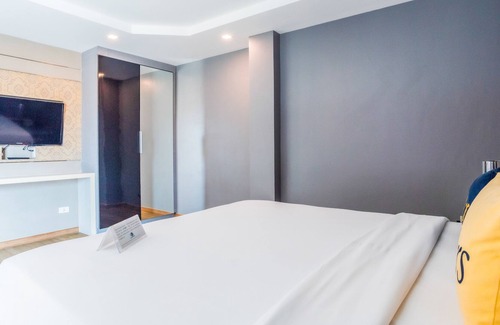 Pong Apartment | Thai Luxury Modern Style 1 BR Pattaya Beach