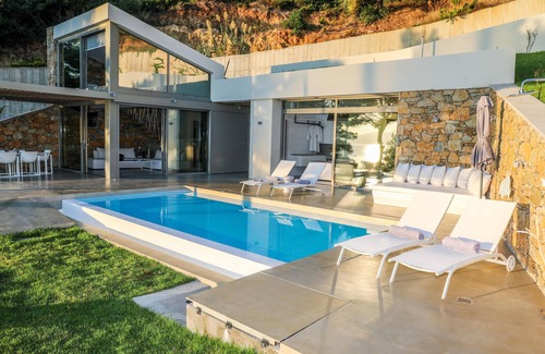 Punta Villa | Thalasses Villas Skiathos Villa Iioni 4 People Villa Beachfront