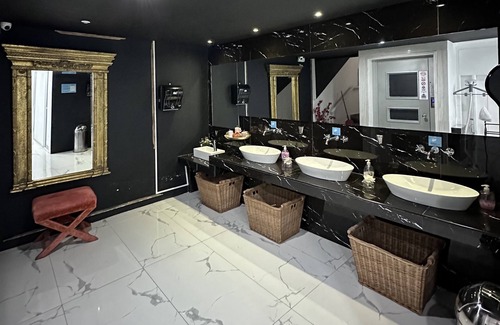 Hersonissos Centre Hotel | Thalia deco City & Beach Hotel
