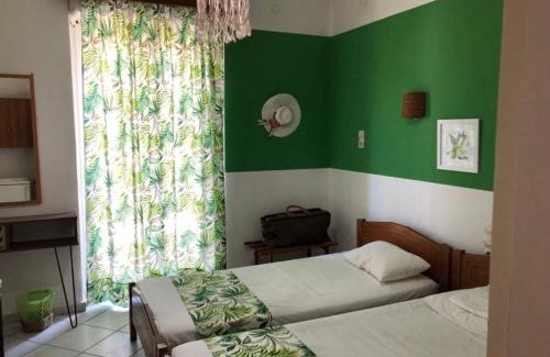 Kamena Vourla Hotel | Thalia Hotel