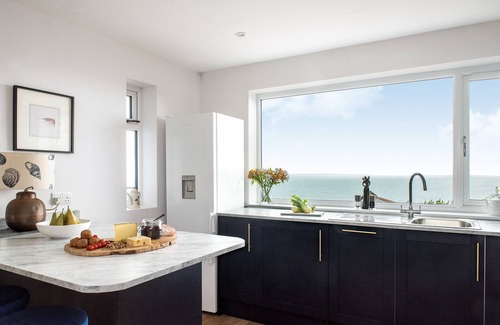 Portwrinkle House | Thanckes Lodge - 3 Bedroom, 6 Sleeper Bungalow