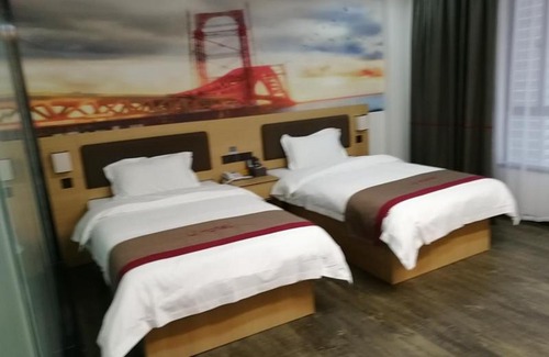 Huidong Hotel | Thank Inn Chain Hotel Guangdong Huizhou Huidong County Bigui Garden Shili Yintan Store