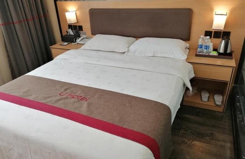 Donghu Hotel | Thank Inn Chain Hotel Guizhou Qianxinan Xingren County Food Street Store