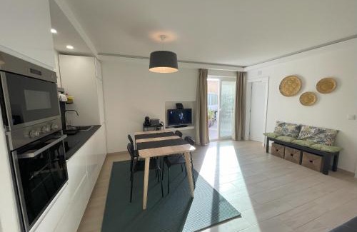 Costa de Caparica Apartment | That Place For U - Blue House