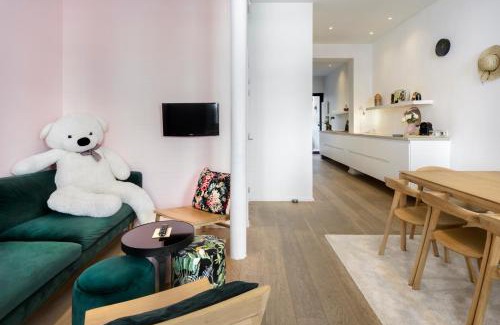 Antwerp House | The 1880 Boutique Holiday Home