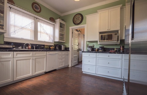 Downtown Tucson House | The 4th Ave House/Suite Located in Downtown Tucson