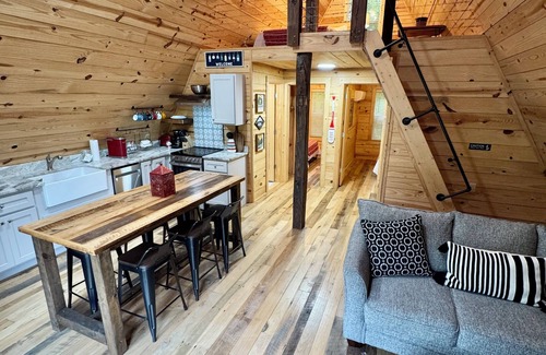 Clarkson Cabin | The A-Frame at The Lake-Mammoth Cave-Ferry-Cabin