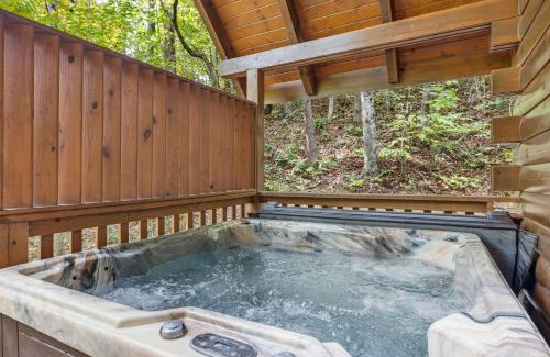 Black Bear Falls House | The Adventure Lodge Located in Black Bear Falls Resort with 3 King Suites!