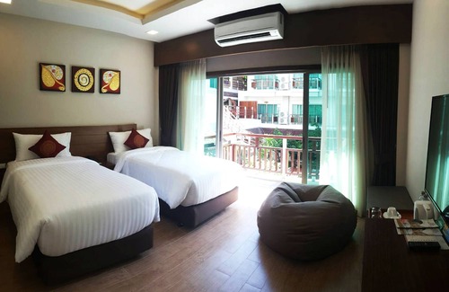 Jomtien Hotel | The AGATE Pattaya Boutique Resort