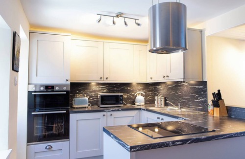 Carnoustie Ski Chalet | The Albatross - Everything's Above Par