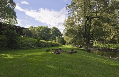Upper Allyn Cabin | The Allyn River Cabins - "Riverside"