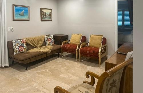Poiciana Park II House | The Almeria House