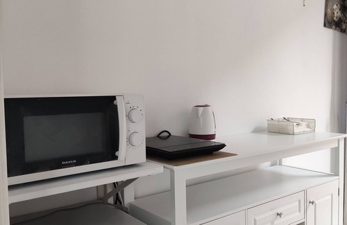 Palafrugell House | THE ANEX, room with small garden and terrace, very quiet and sunny area.