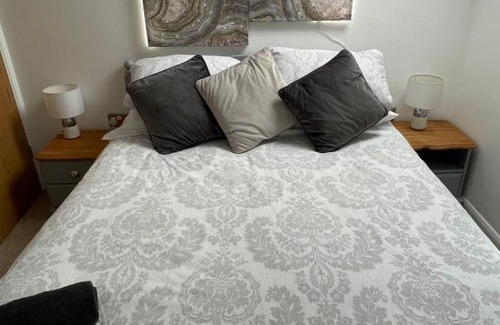 Cheltenham Apartment | The Apartment at St Georges Terrace