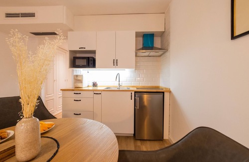 Sant Francesc Apartment | The Apolo Loft in Downtown by Florit Flats