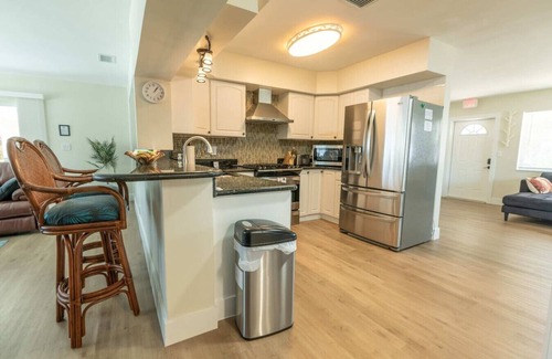 North Central Hollywood Villa | The Aqua Villa Water view