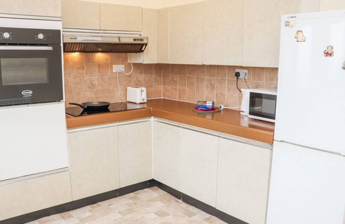 Adamstown Cottage | THE ARCHES, family friendly in Adamstown, County Wexford