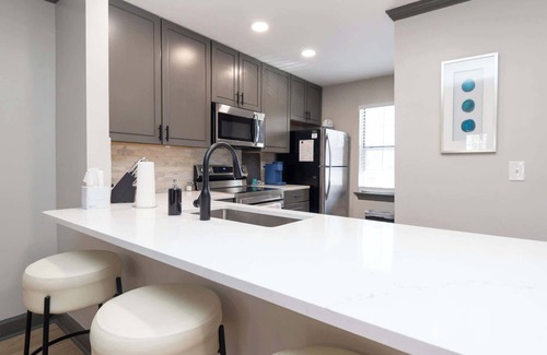 Oxford Condo | The Archie on Old Taylor by Apex Short Term Stays
