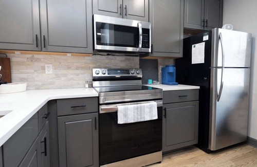 Oxford Condo | The Archie on Old Taylor by Apex Short Term Stays