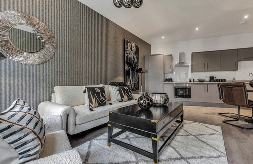 Leicester City Centre Apartment | The Arden at Signature Suites