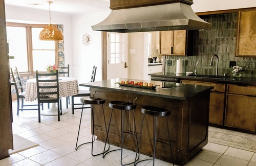 Fairbanks House | The Arlington House is a spacious home, perfect for larger families & gatherings