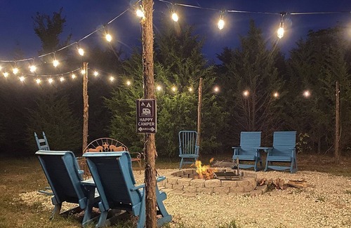Wills Point Cabin | The Arrowhead Tipi Resort - Big Lakes - Nomadic Tipis on Lake Tawakoni