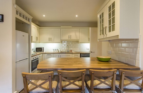 Beaumont Apartment | The Artane Self Catering