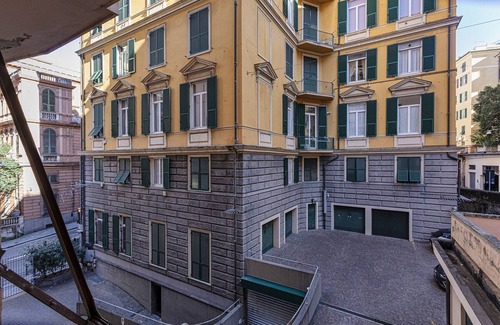 Castelletto Apartment | The Assarotti Residence by Wonderful Italy