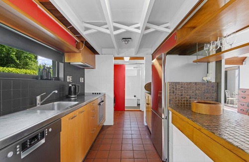 Christchurch House | The Athfield House - St Martins