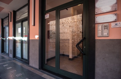Loano Apartment | The Attic by the Sea [Old Town-Loano-Garage]