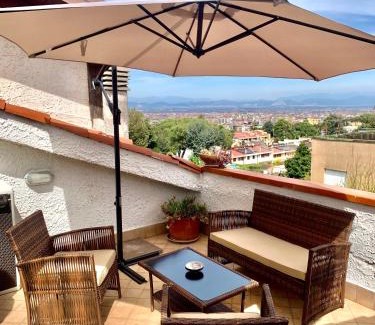 Marano di Napoli Apartment | "THE ATTIC" - Terrazza con vista & Parcheggio Gratuito