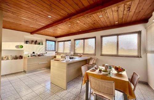 Marano di Napoli Apartment | "THE ATTIC" - Terrazza con vista & Parcheggio Gratuito