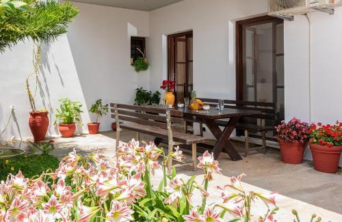 Agria House | The backyard- Κατοικία στην Αγριά, Βόλου