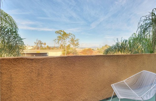 Palms Apartment | The Bagley #309