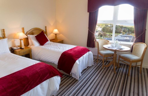Ballyliffin Hotel | The Ballyliffin Strand Hotel