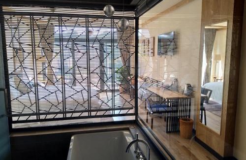 Yangshuo Hotel | The Bamboo Leaf Yangshuo