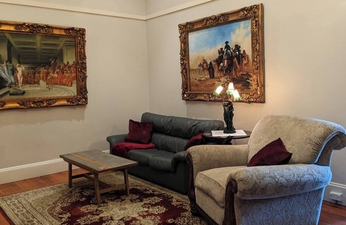 Mount Victoria House | The Bank House