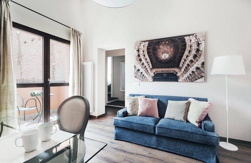 Historic Center Apartment | The Barber of Seville: A historic building that comes to life in the magic of the theatre