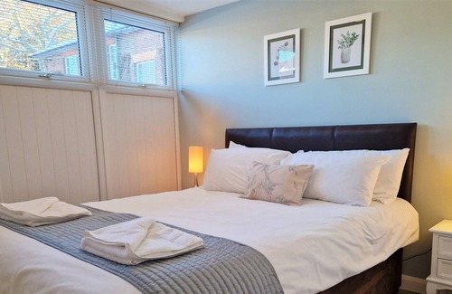 Ivinghoe Cottage | The Barn - an one bedroom (larger) that sleeps 2 guests in 1 bedroom