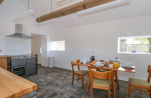 Horton Cottage | THE BARN AT CHATSWORTH FARM, family friendly in Brown Edge