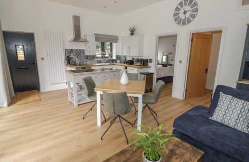 Weston under Penyard Cottage | THE BARN, family friendly, luxury holiday cottage in Droitwich Spa
