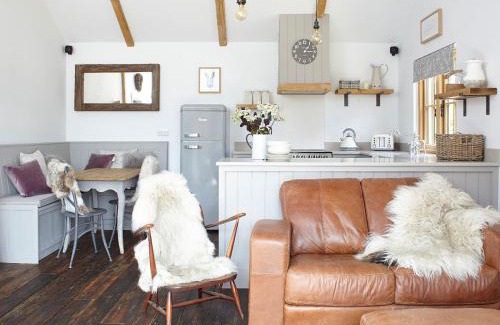 Newport House | The Barn