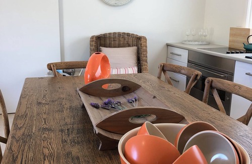 Ingleside House | "The Barn House", Pet Friendly, Tennis/Pickle Ball Court