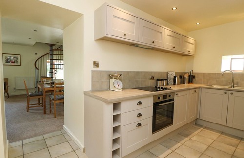 Lofthouse Cottage | THE BARN, luxury holiday cottage, with a garden in Pateley Bridge