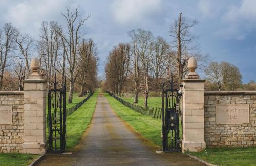 Priors Marston House | The Barns at Holy Well